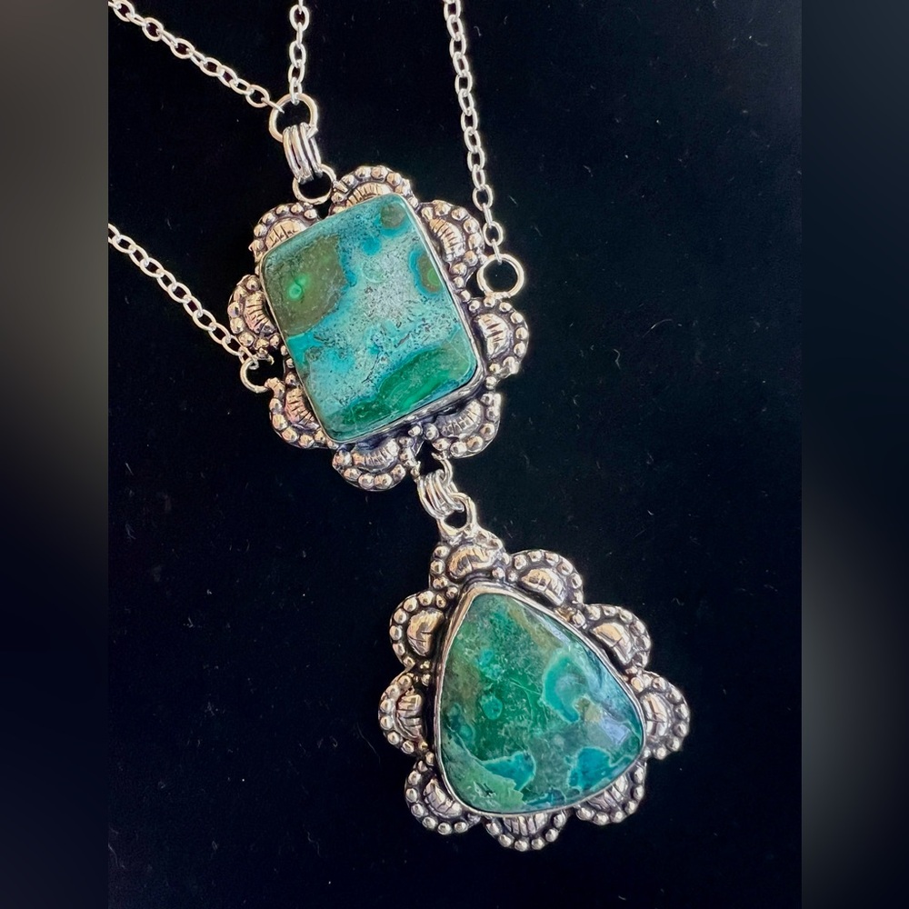 925 WOW! Vintage Style Double Malachite Chrysocolla Cleavage Necklace
